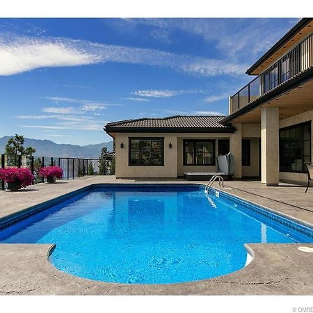 Mission Hill Lake View Villa 웨스트 켈로나 외부 사진