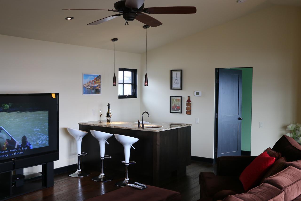 Mission Hill Lake View Villa 웨스트 켈로나 외부 사진